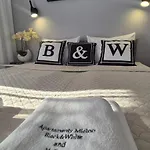 דירה Black-white
