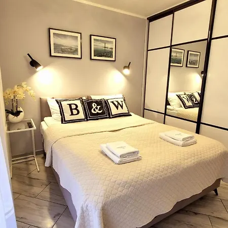 Black-white 미엘노